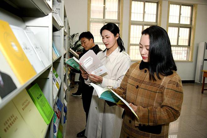 大众传媒职业学报论文发表投稿《湖南大众传媒职业技术学院学报》