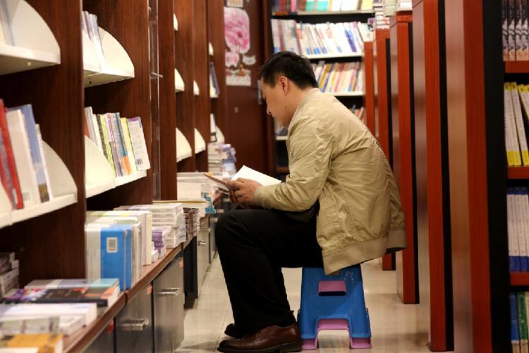 职称评定迷雾：发表论文是否违法？时效又如何？