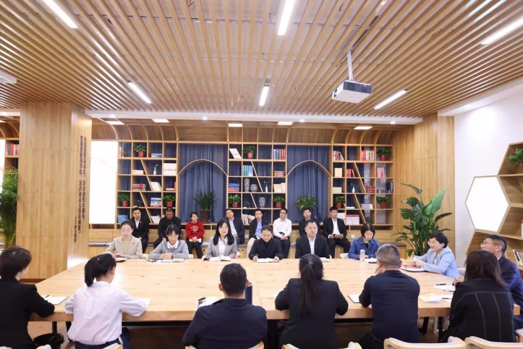 为何选择发表学术论文？深度剖析其价值与意义
