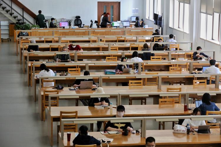 政治类期刊杂志发表论文投稿：《边界与海洋研究》，双月刊