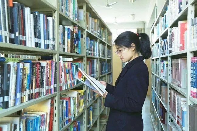 本科生学术论文发表网站与论文写作时间全解析