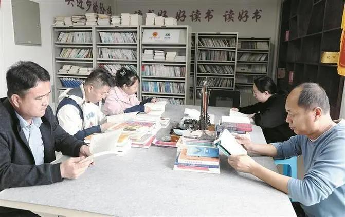 解析化学材料医学《湖北文理学院学报》期刊：论文发表投稿指南