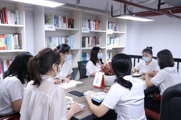 解析历史文学语言学《大连大学学报》期刊杂志：论文发表投稿指南
