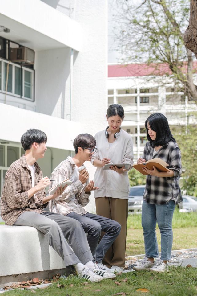 政治公共管理《桂海论丛》期刊杂志：核心期刊认证与期刊质量解析