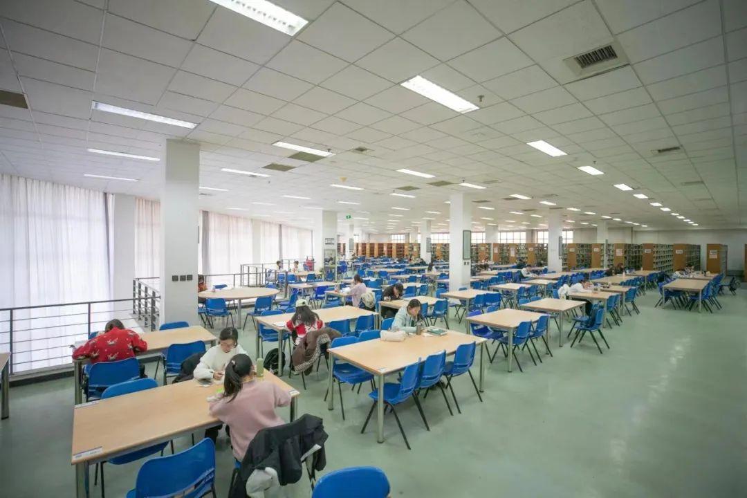 出书署名无上限？揭秘多作者署名与三册书书号之谜