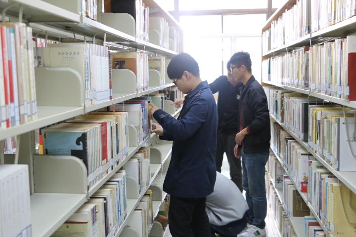 学术期刊杂志投稿发表论文署名：一篇文章可以署几个作者名？