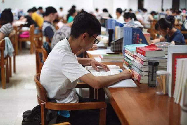 评职称投稿发表论文攻略：省级期刊杂志是否