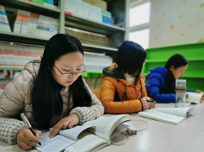 美学音乐文学影视《美与时代》下旬期刊：投稿发表论文栏目及要求