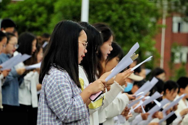评论创意写作理论影视作品《文艺论坛》期刊：投稿发表论文要求
