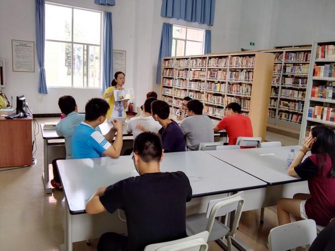 财税财务审计金融经贸《现代经济信息》期刊