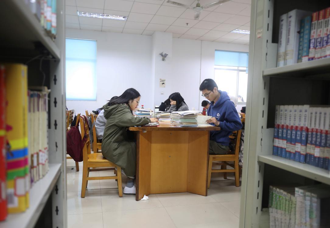 经信资讯策划产业智慧城市金融《产城》期刊