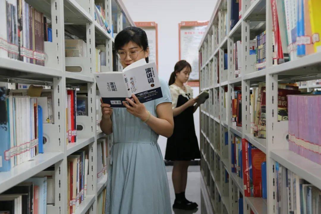 文学影视采编编导广播电视档案艺术《参花》