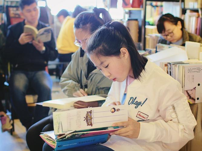 学术论文投稿发表：社会公共关系救助慈善扶贫方向期刊杂志推荐