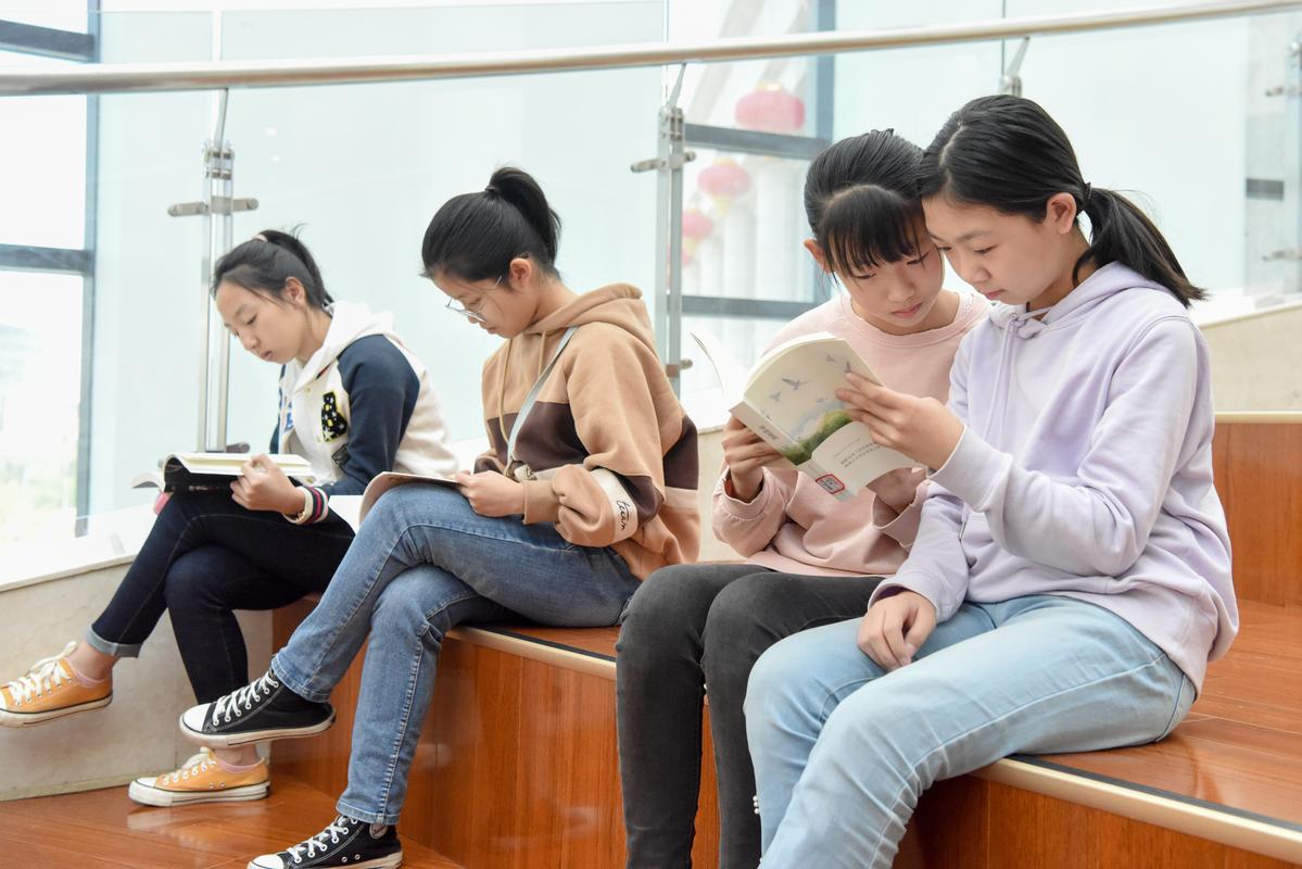 电影与广电传输工程职称晋升之路:专著译著教材出书出版办理详解