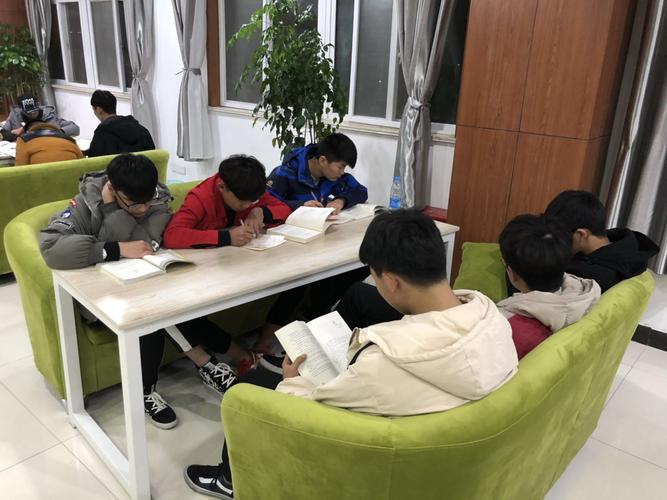 自然科学研究著作出书出版全攻略:主编副主编署名与副高正高研究员实验师职称评定