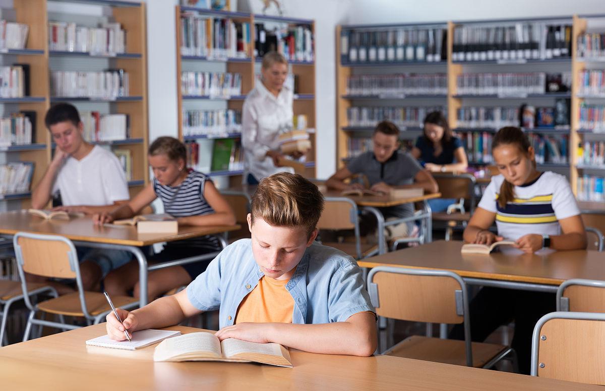 【医学专业学术著作专著出版流程】:详解医护评中高级职称所需教材如何办理