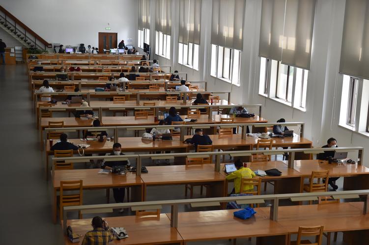 职称评定自费出书出版攻略:专著、著作、教材、独著10万字图书著作专著费用成本指南