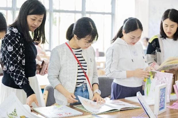 论文发表投稿攻略:房地产管理、建筑规划、房地产专业《中国房地产业》期刊杂志推荐信息