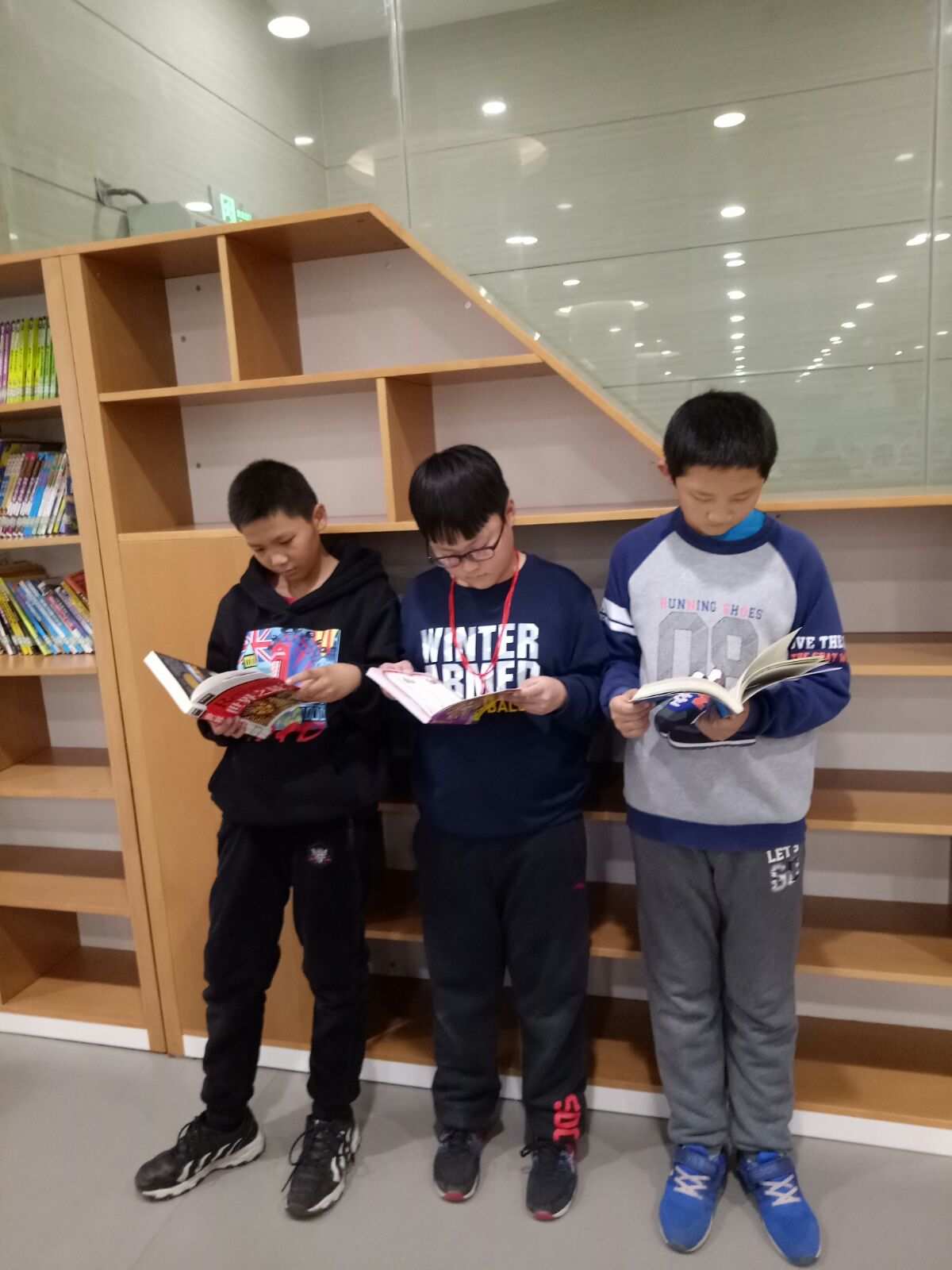 如何成功投稿发表晋升中高级经济师职称论文