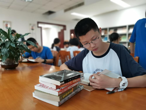 省级医学科普和社科关爱家教观察成长课堂健