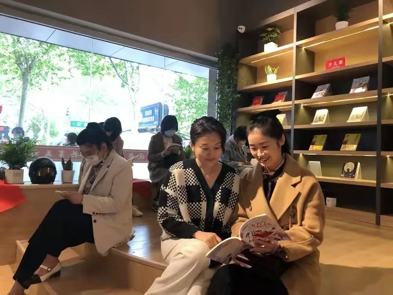 医学职称晋升：期刊杂志发表论文的重要性与高效策略