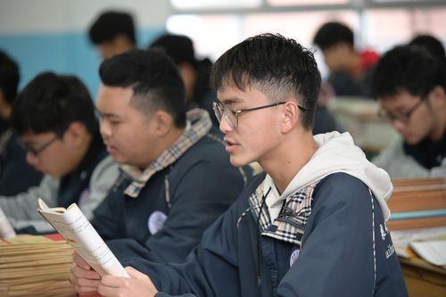 职称论文发表全攻略：要求详解、期刊杂志选
